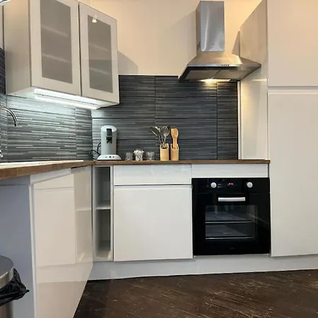 Sainte-barbe T4, Billard A 2 Pas Du Chateau 公寓 色当