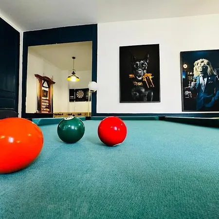 Sainte-barbe T4, Billard A 2 Pas Du Chateau 公寓